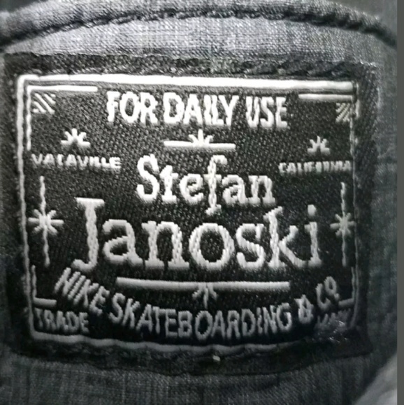 Nike Zoom Stefan Janoski Shoes Size 9.5 Black - Picture 8 of 8